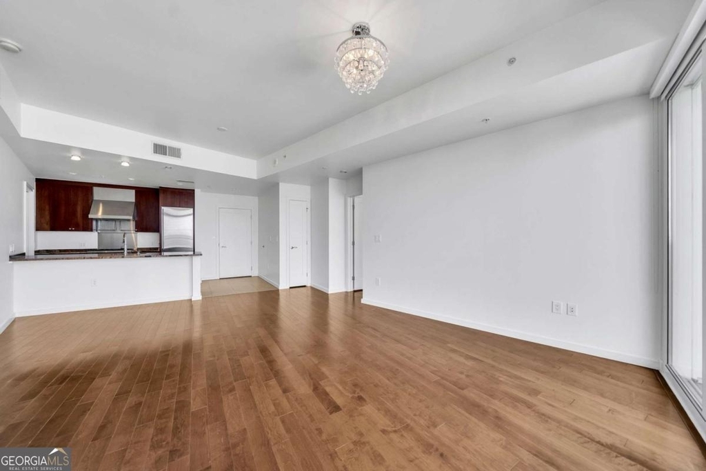 3325 Piedmont Road Ne - Photo 8
