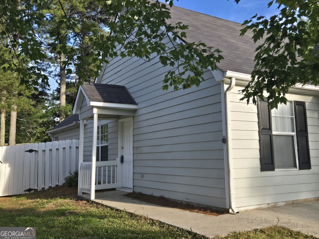 1504 Cain Court N - Photo 2
