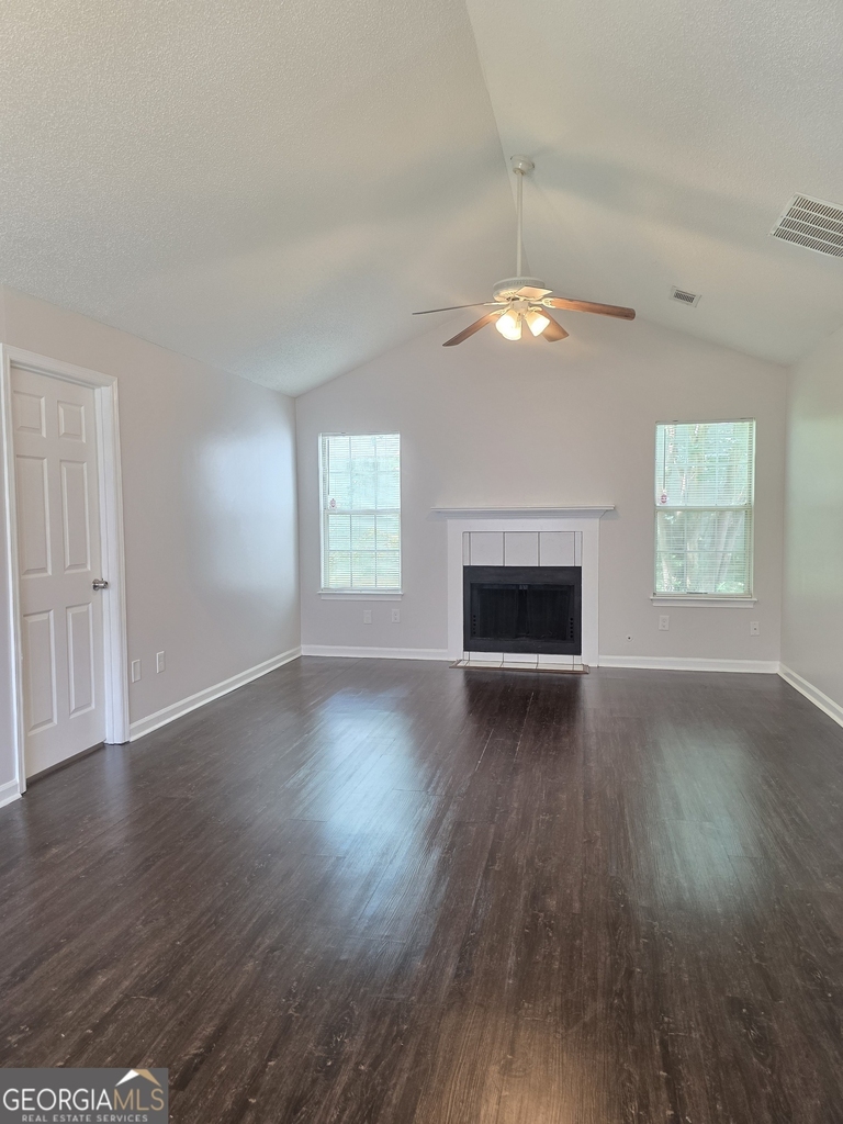 1504 Cain Court N - Photo 7