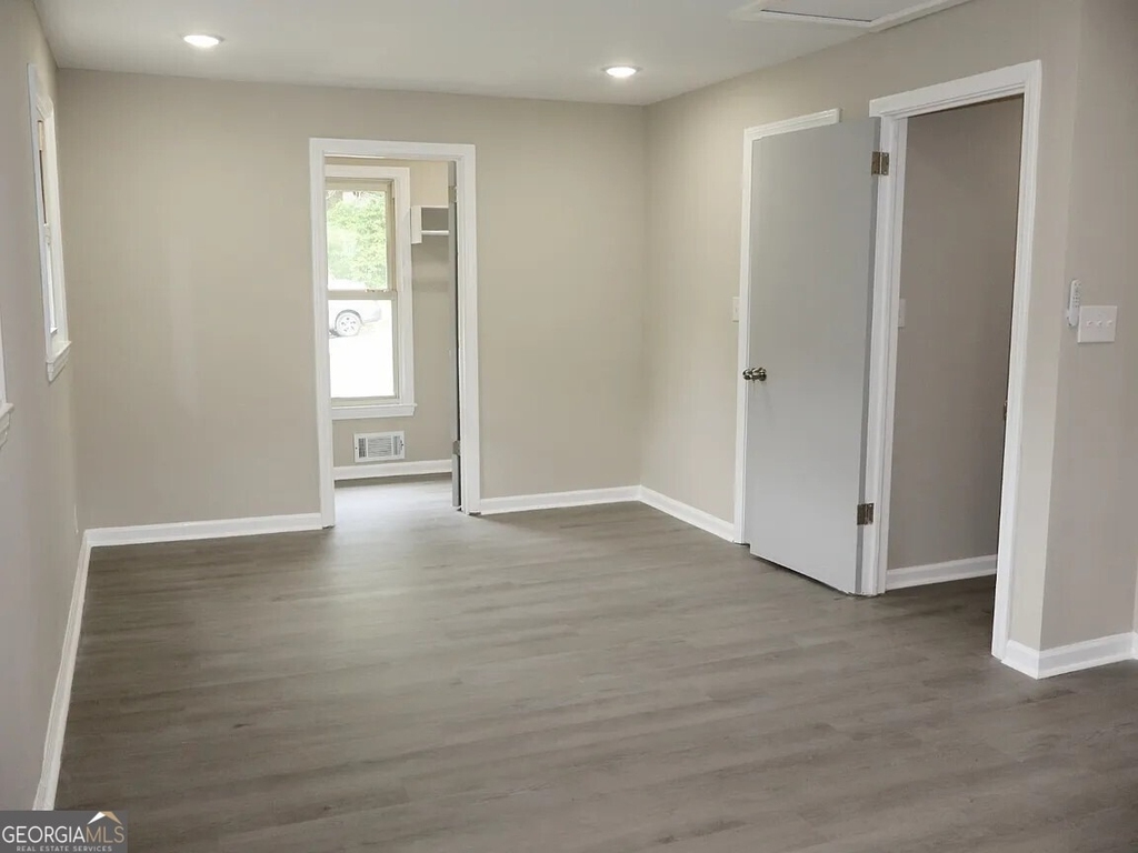 1523 Delia Drive - Photo 10
