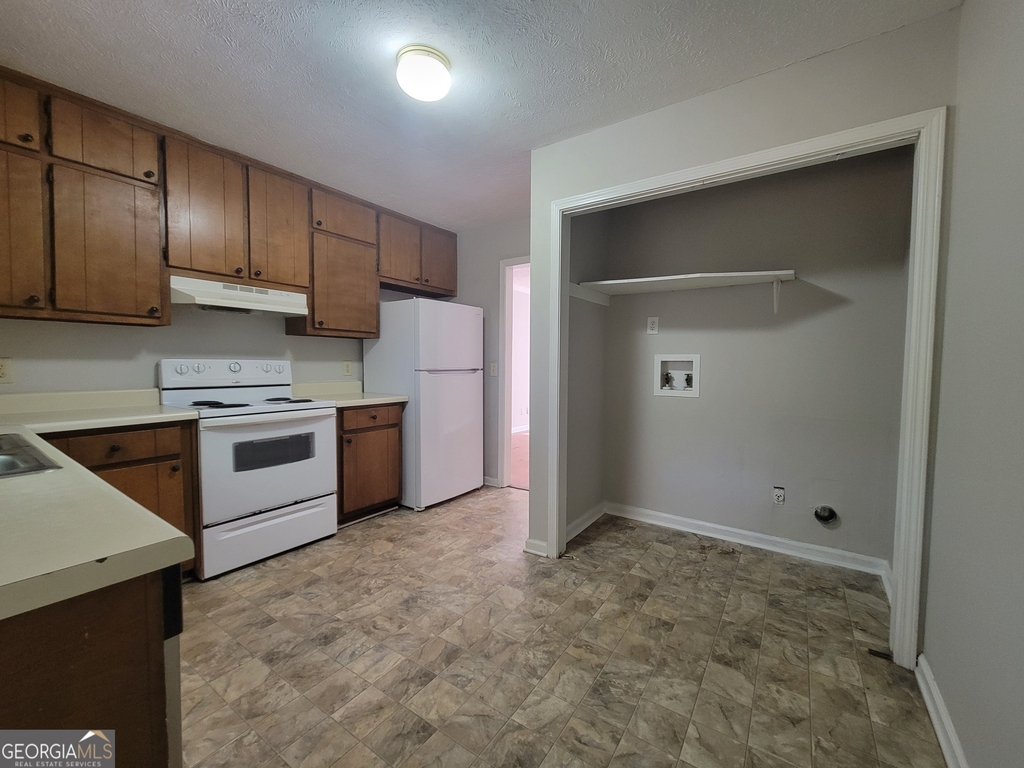 12 Candlewood Terrace - Photo 4
