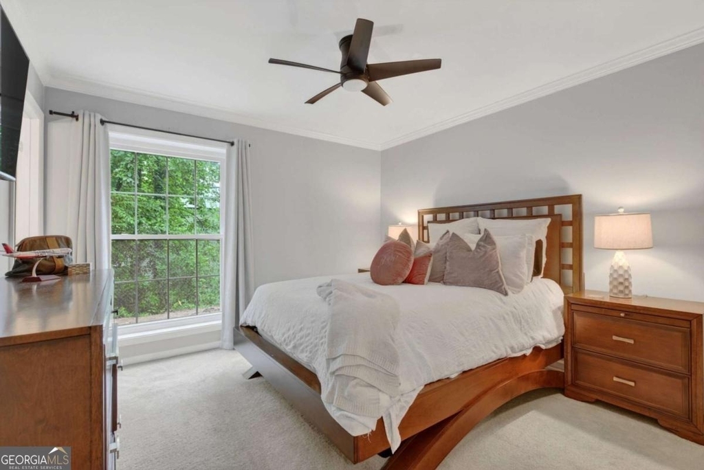 3140 Seven Pines Court - Photo 16