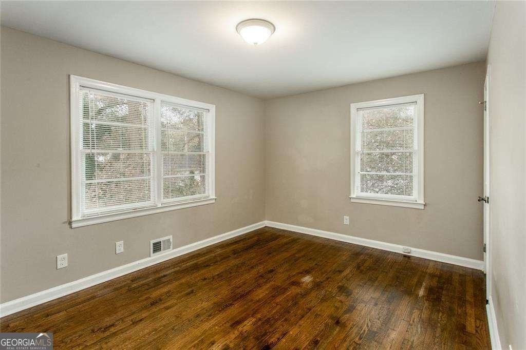 2720 Stonecreek Road Se - Photo 12