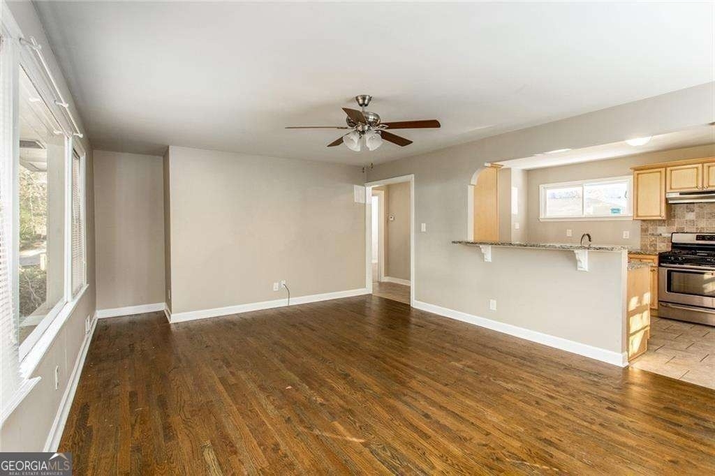 2720 Stonecreek Road Se - Photo 3