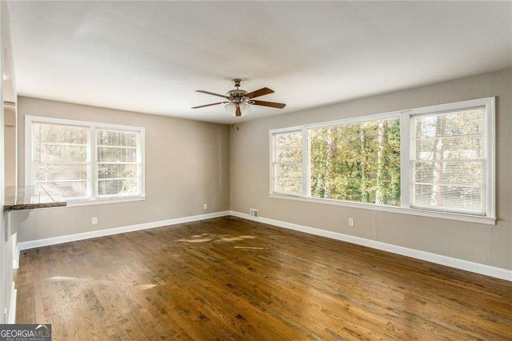 2720 Stonecreek Road Se - Photo 4