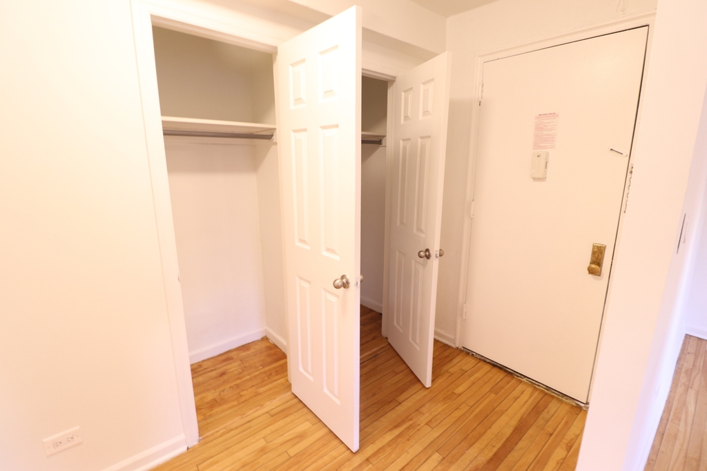 Kew Gardens Hills - Photo 1