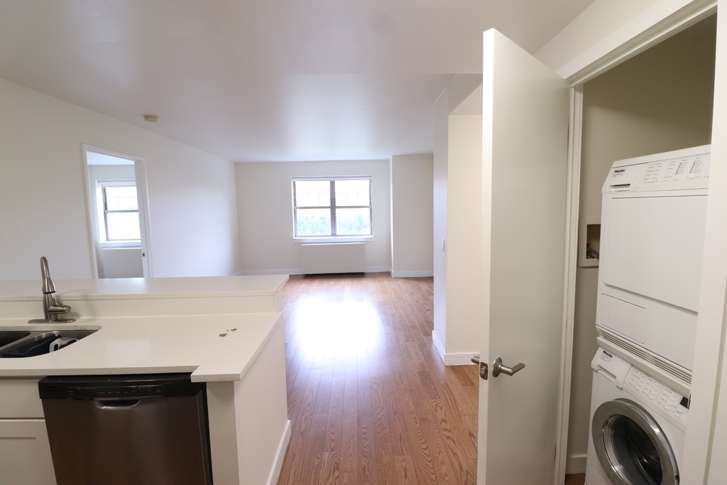 75-25 153rd Street - Photo 0