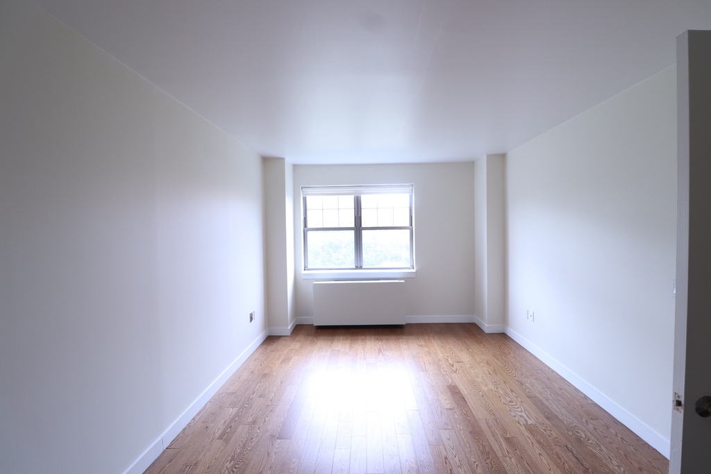 75-25 153rd Street - Photo 7