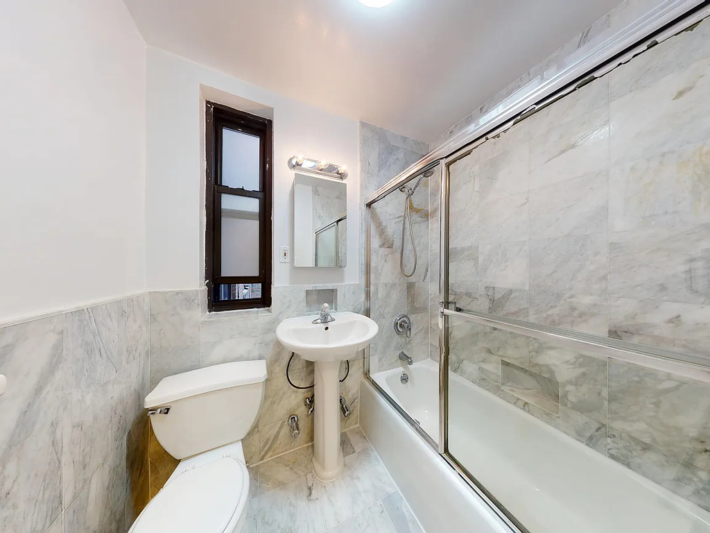 EAST 78TH STREET - Photo 6