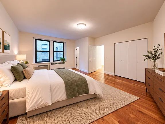 EAST 78TH STREET - Photo 1