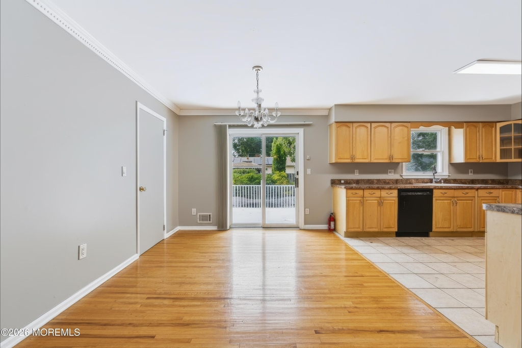 1317 3rd Avenue - Photo 8