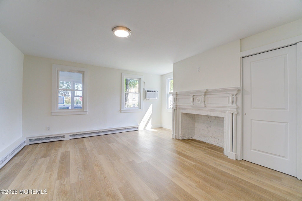 54 Main Street - Photo 11