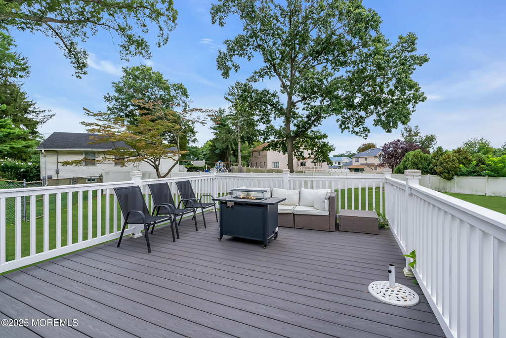 540 Wall Street - Photo 2