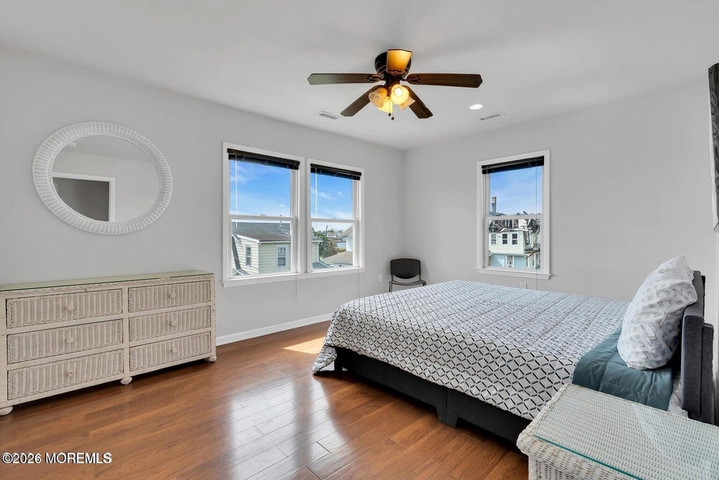 27 Arnold Avenue - Photo 14
