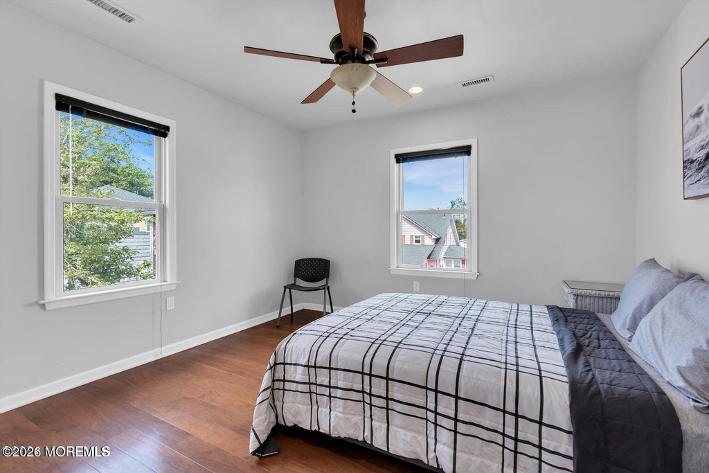 27 Arnold Avenue - Photo 15