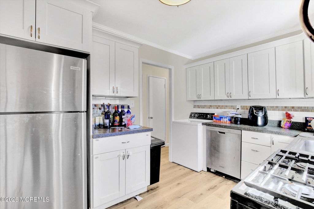972 Woodgate Avenue - Photo 7