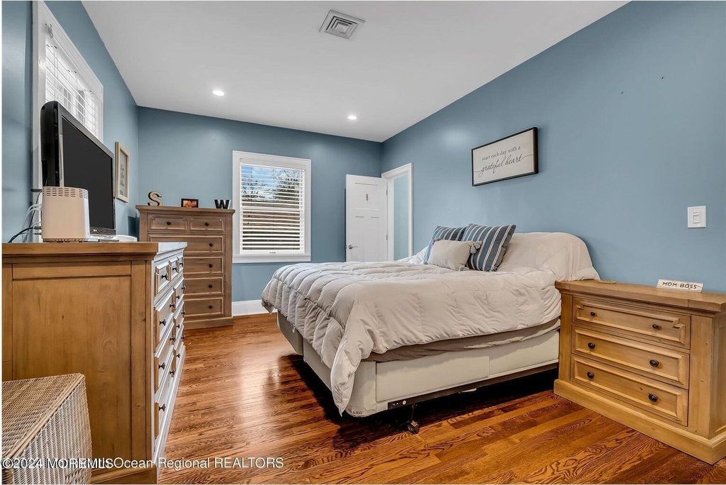 515 Monmouth Road - Photo 7