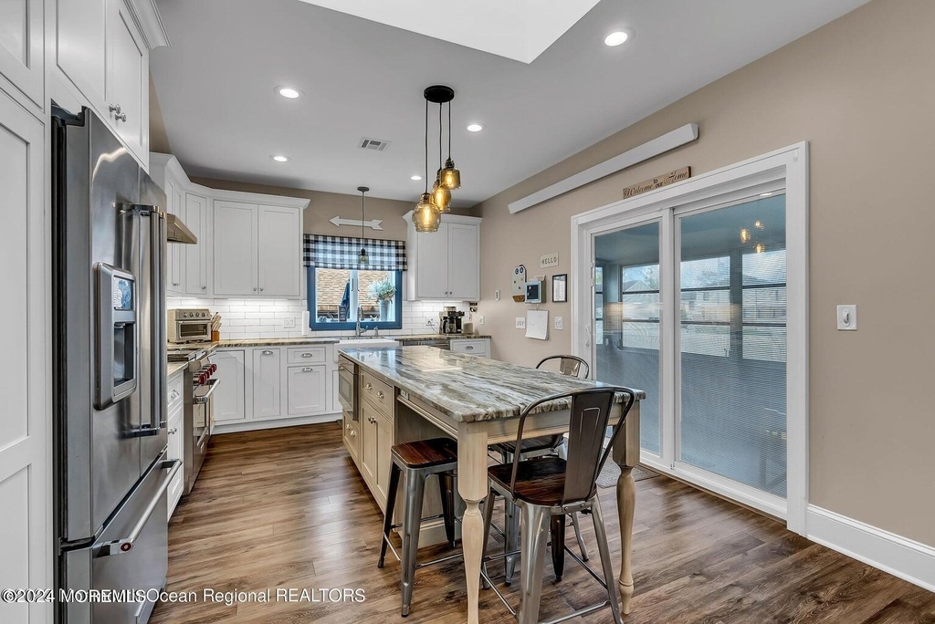 515 Monmouth Road - Photo 28