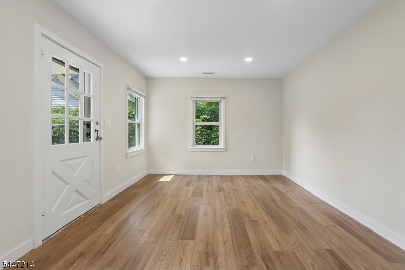 25 Alma Ave - Photo 8