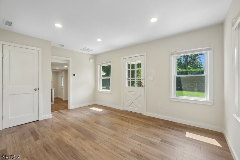 25 Alma Ave - Photo 7