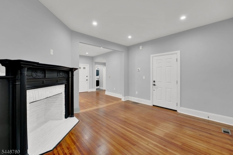 1 Lenox Place - Photo 5