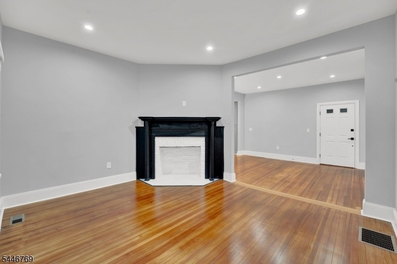 1 Lenox Place - Photo 6