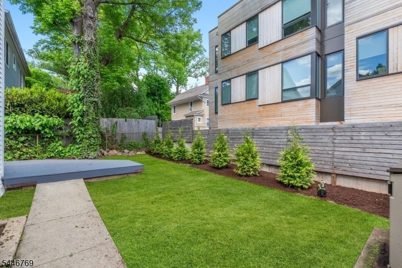 1 Lenox Place - Photo 24