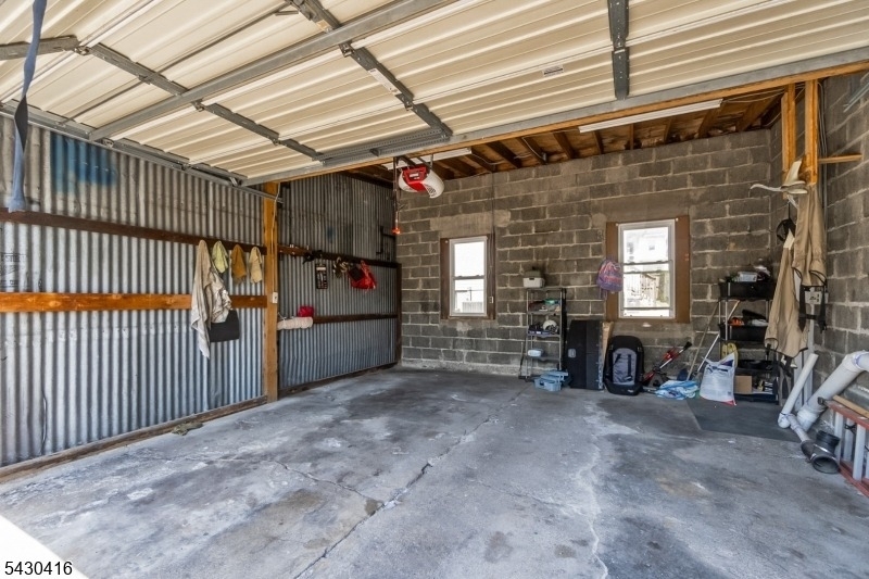 62 Lewis St - Photo 4