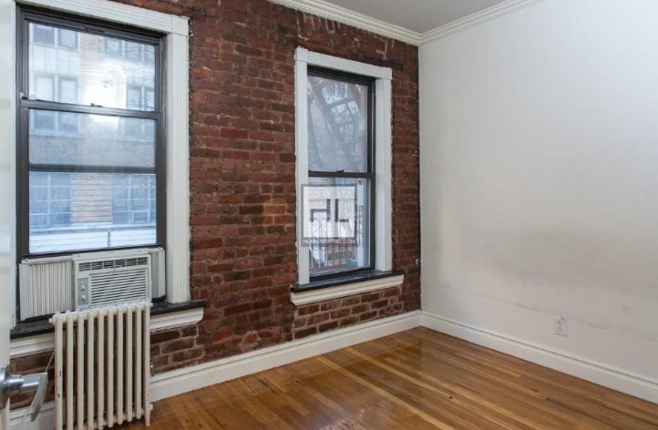 East 13th Street - Photo 5