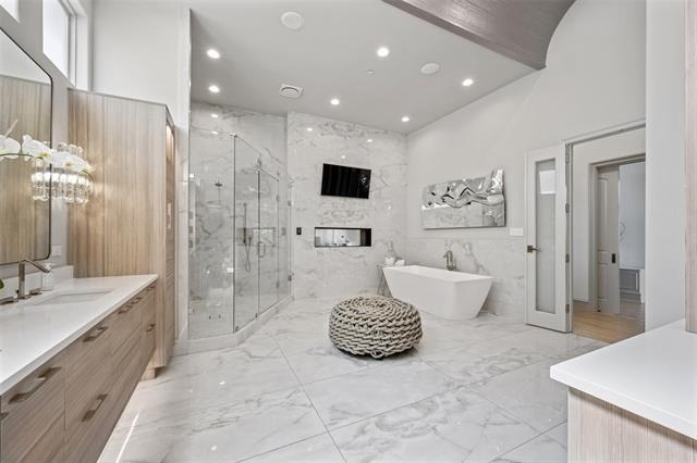 2206 Boll Street - Photo 22