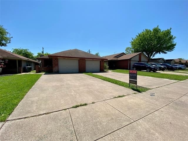 9016 Greenmound Avenue - Photo 0