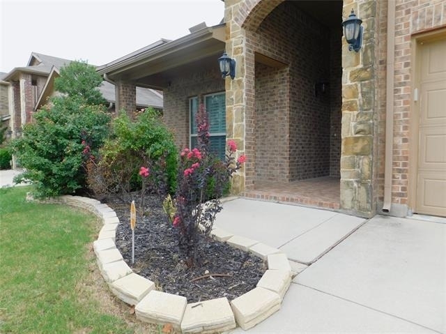 2401 Windhaven Drive - Photo 2