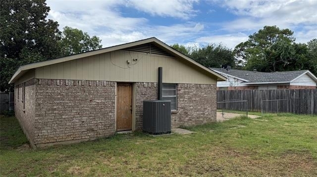 1505 Montclair Street - Photo 17