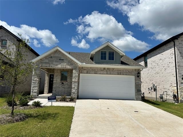 512 Dorothy Drive - Photo 0
