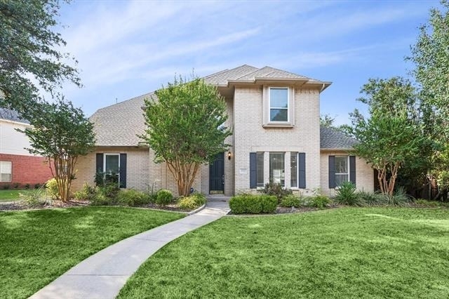 6043 Fieldstone Drive - Photo 1