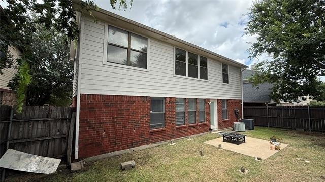 786 Pierre Lane - Photo 3