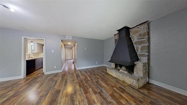 6321 Walraven Circle - Photo 4