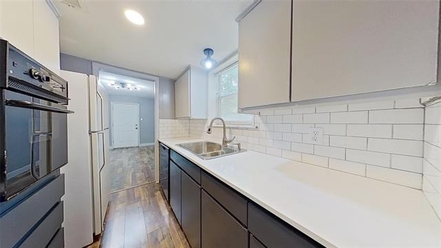 6321 Walraven Circle - Photo 7
