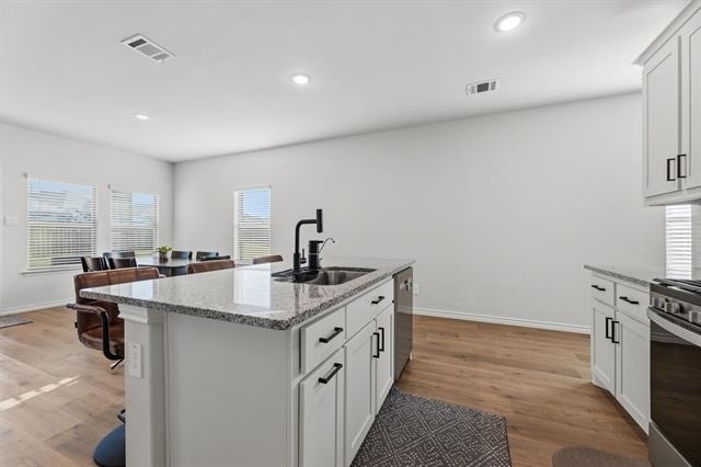 301 Willowmore Drive - Photo 6