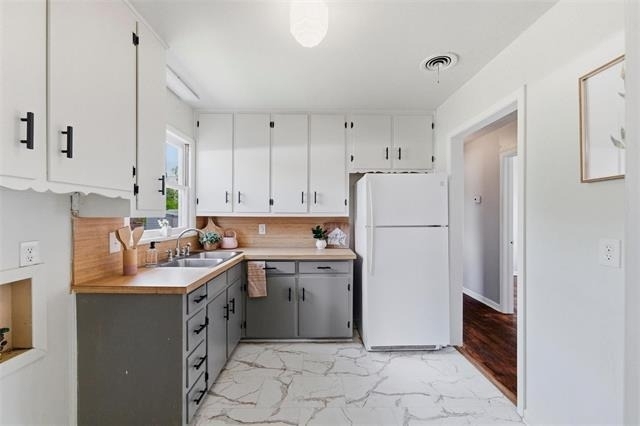 1308 Rose Avenue - Photo 2