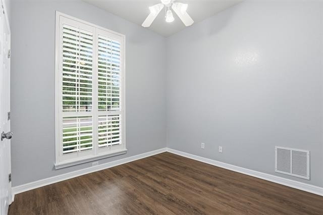 1404 Chaucer Drive - Photo 13