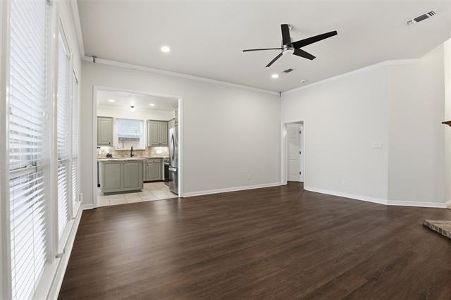 1404 Chaucer Drive - Photo 16