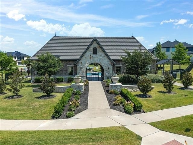 9728 Hickory Hill Road - Photo 10