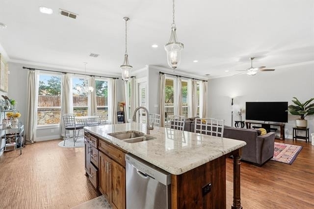 525 Hearth Terrace - Photo 4