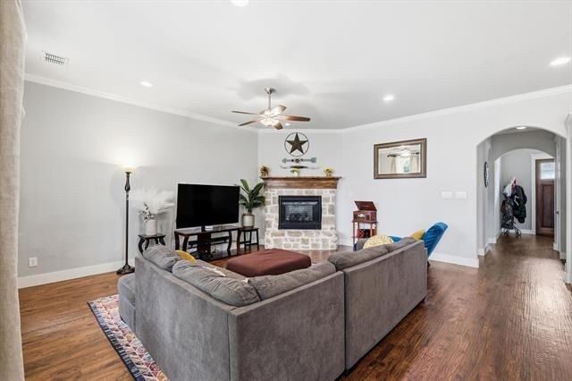525 Hearth Terrace - Photo 9