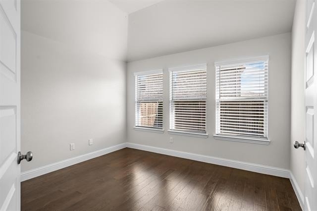 529 Overton Avenue - Photo 15