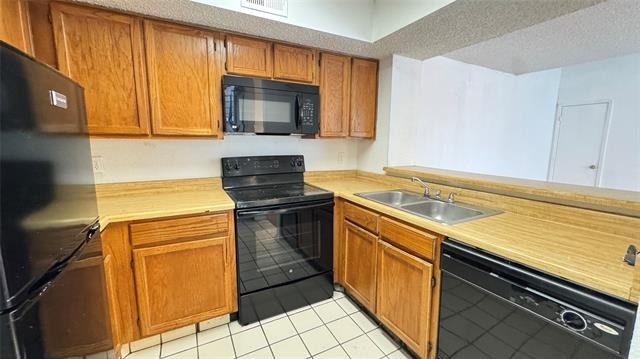 9811 Walnut Street - Photo 6