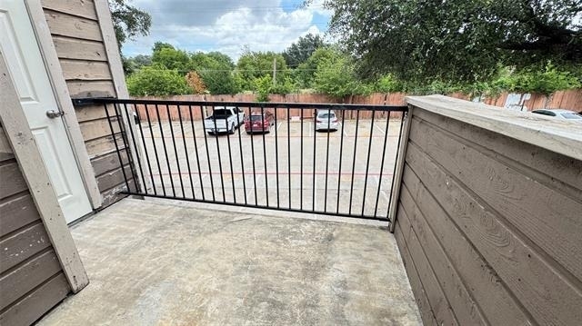 9811 Walnut Street - Photo 14
