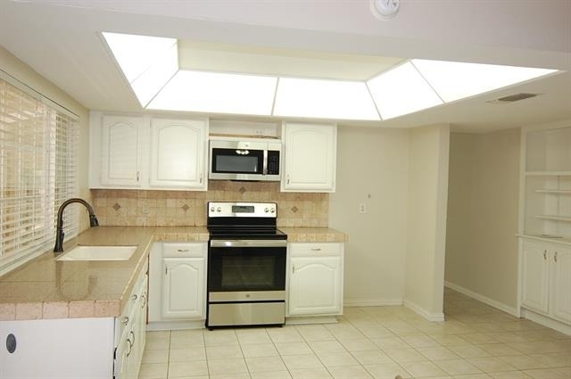 2619 Creekview Drive - Photo 10