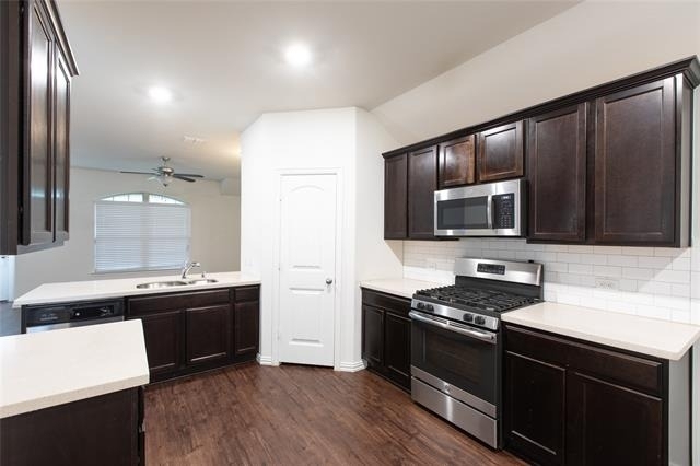 905 Silverbell Street - Photo 1